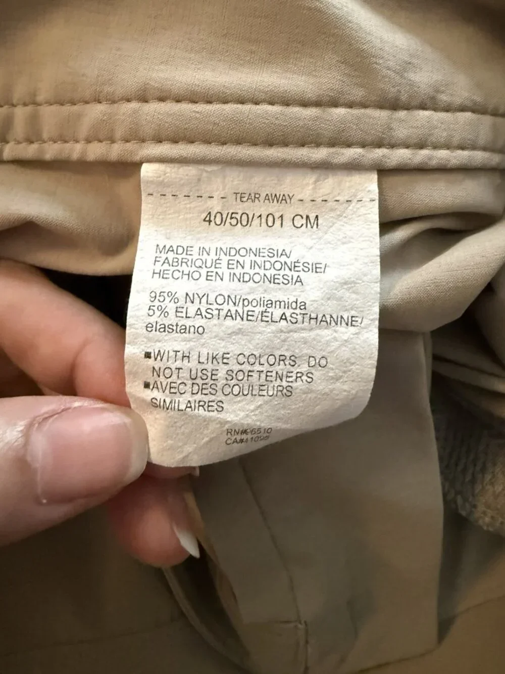 Under Armour Fish Pro Hunter 2.0 Cargo Shorts Size 40 Khaki Tan Pockets UPF 50+ - Picture 9 of 12
